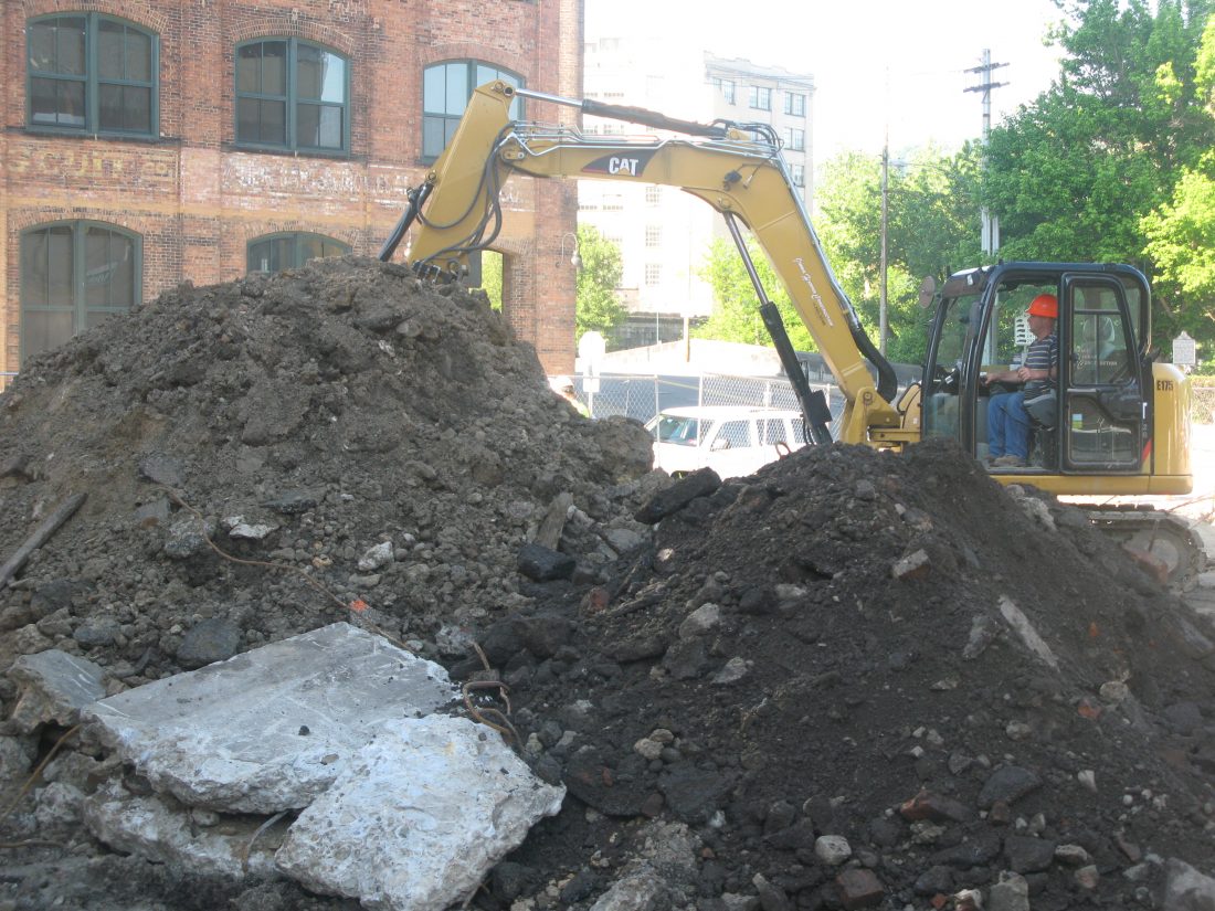 Tanks A Lot Crews Remove Old Oil Tanks From Main Street Parking Lot
